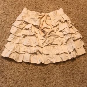 Cream linen ruffle skirt + tank top w/ tri